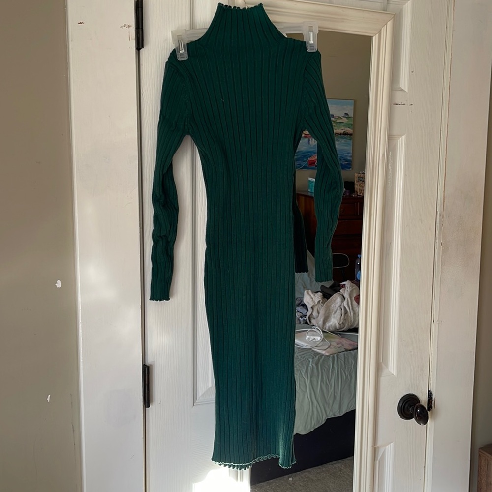 Green Ribbed Midi Dress